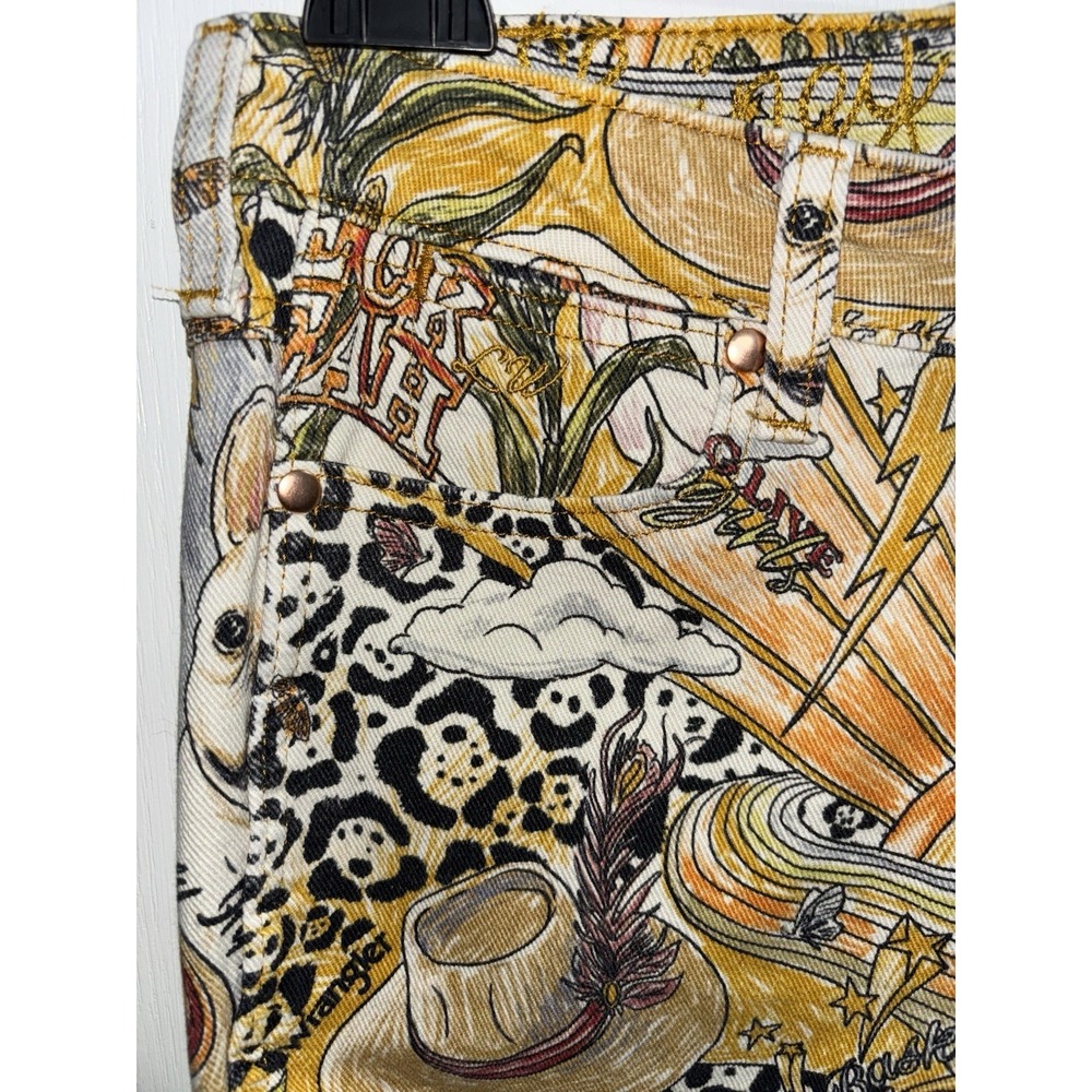SOLD x Lainey Wilson 27x30 Life of Lainey Storyteller Print Flare Jeans - Picture 9 of 16